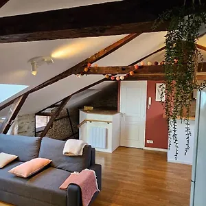Sous Les Toits Du Vieux - 3eme Etage Appartement