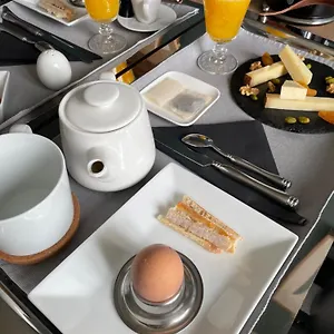 Troisieme Droite Guest house
